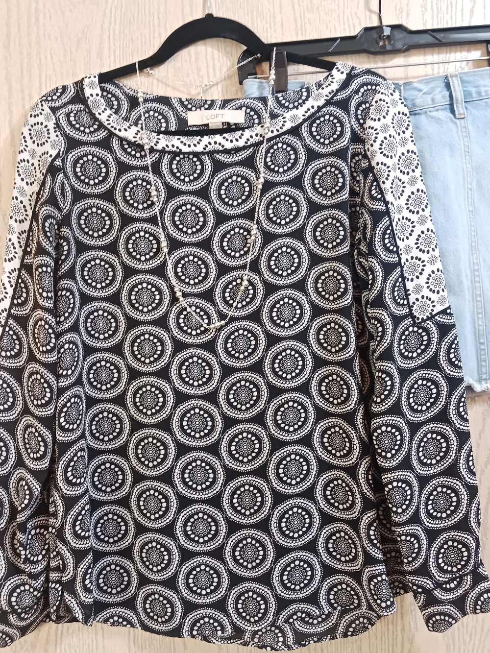 LOFT Boho Black and White Circular Print Long Sleeve Top XS Oversize Casual XS